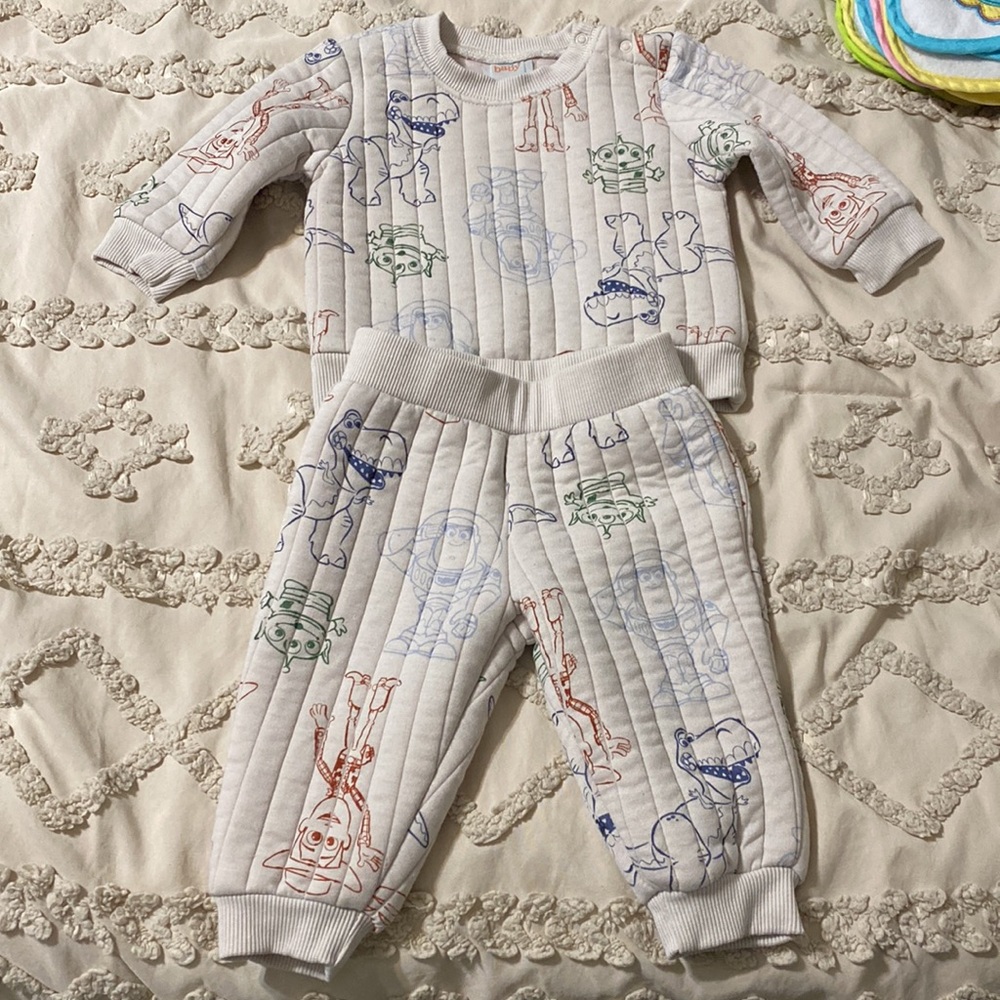 Disney baby Toy Story sweats 2-piece outfit. Size 3-6 months